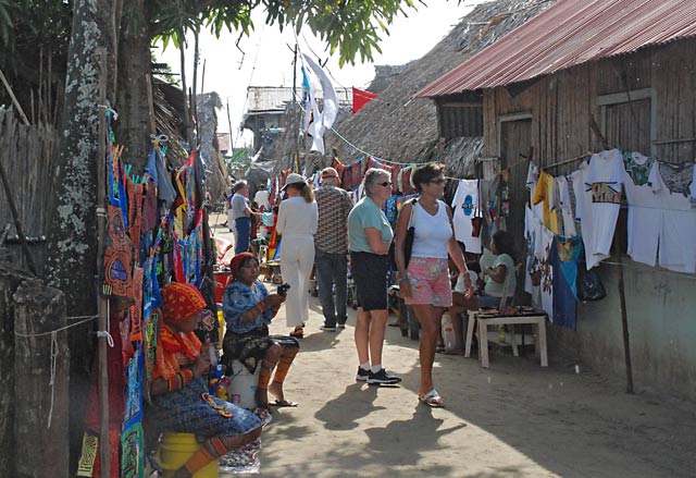 Market on one of the San Blas Islands